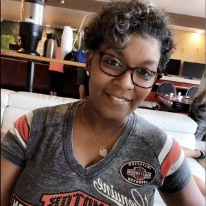 Meet your Posher, Sharri